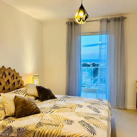 Apartment En Balagne Ile Rousse De T3 Vue LʼÎle-Rousse