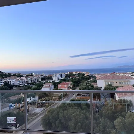 Apartment En Balagne Ile Rousse De T3 Vue *