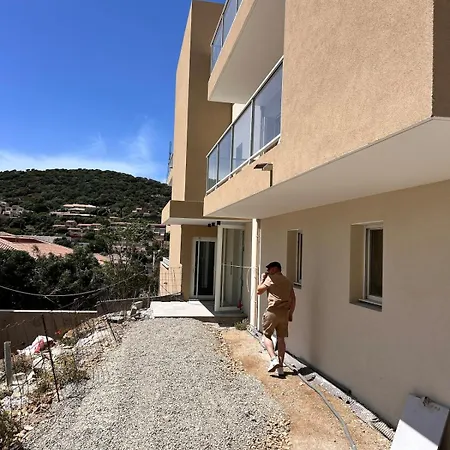 En Balagne Ile Rousse De T3 Vue