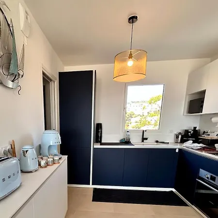 En Balagne Ile Rousse De T3 Vue Apartment